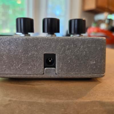 Electro-Harmonix Micro Q-Tron Envelope Filter 2006 - Present - Silver / Black / Blue image 2