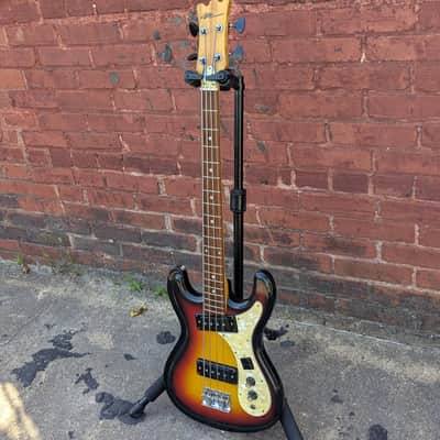 1970 Aria Diamond 1720 Bass image 4