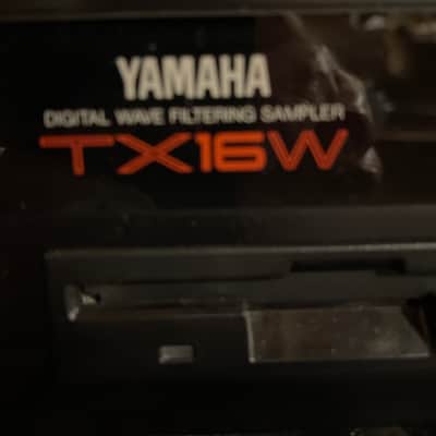 Yamaha TX16w