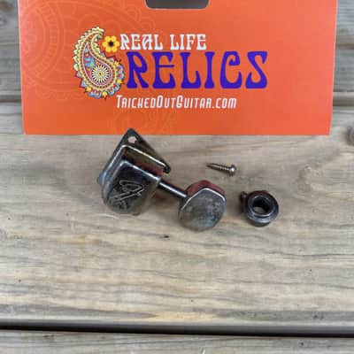 Real Life Relics Fender® Aged Chrome 70's F Tuner SINGLE  0990822100) [AE10] image 1