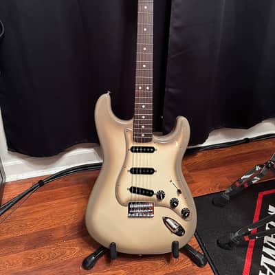 Fender Limited Edition 70th Anniversary Vintera II Antigua Stratocaster – Excellent Condition image 1