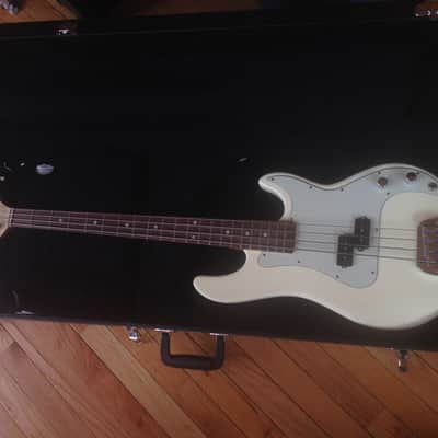 G&L LB100 Vintage White image 1