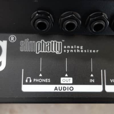 Moog Slim Phatty 2 (with wooden frame) image 13