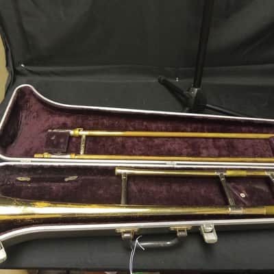 Reynolds Medalist Slide Trombone serial 1275154 - Lacquer image 1