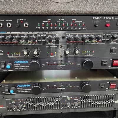 Portable Pro Gig/Studio Rack system with Mackie VLZ1604 PRO Sound Board - MINT CONDITION image 2