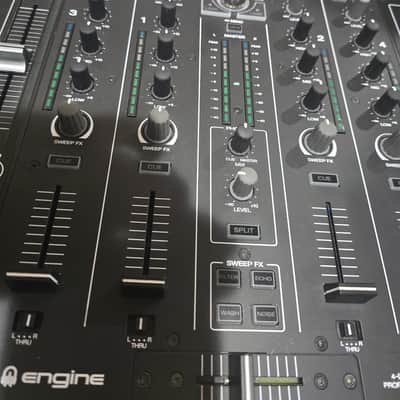Denon Prime 4 Standalone DJ System 2019 plus Denon LC6000 Controller and cases image 9