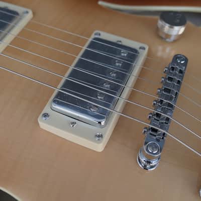 Hofner HCT-VTH-SP-SB Verythin CT SPECIAL Semi hollow Flame Maple Top New like 335 has 2 Humbuckers one a P90 image 16
