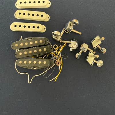Fender American Series Stratocaster 2000 image 9