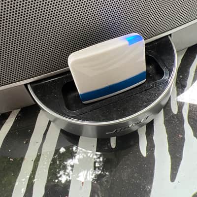 Bose SoundDock Portable - 30 pin - Bonus Bluetooth Adapter image 7