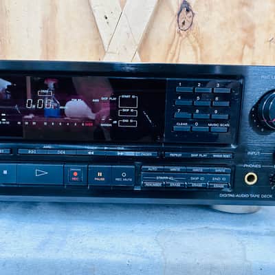 Sony DTC-700 Digital Audio Tape Deck DAT Recorder - Door Doesn't Open image 3