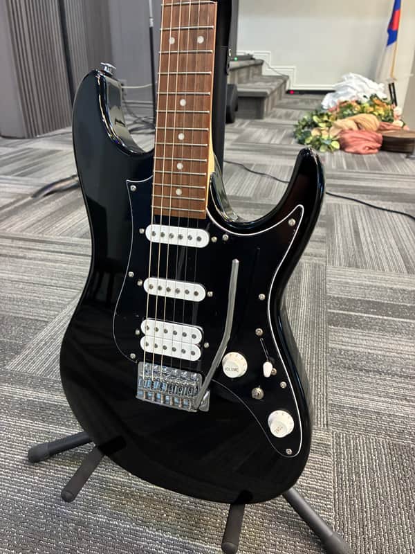 Ibanez AZES40