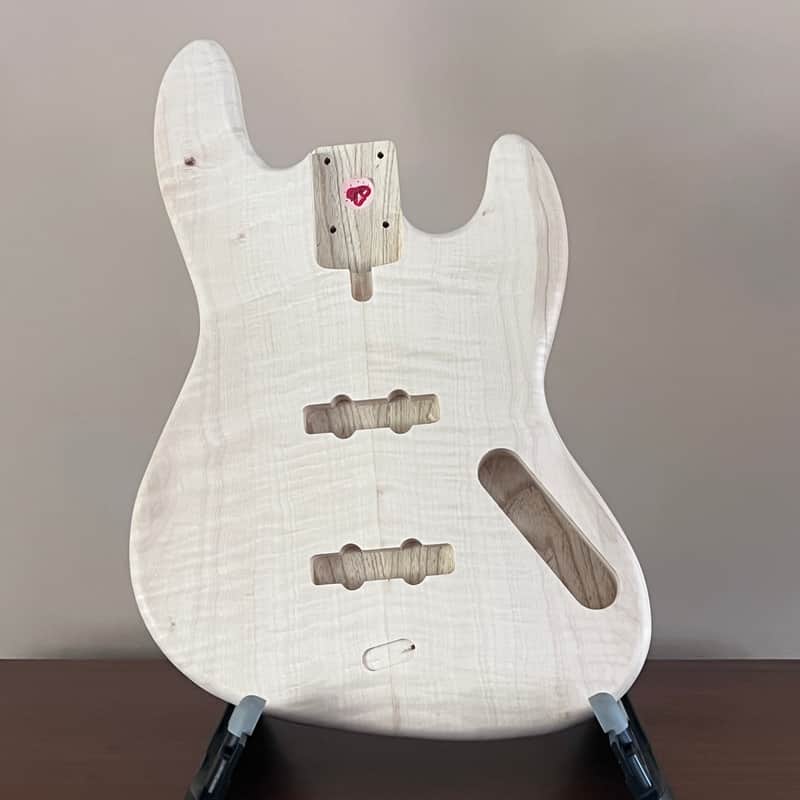 boutique Luthier Supply Offset Bass