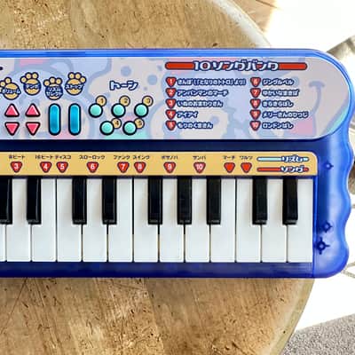Casio LK-3 (Rare Japanese Domestic Version of the Casio ML-1) Vintage 24-Key Magical Light Keyboard - Translucent Blue image 3