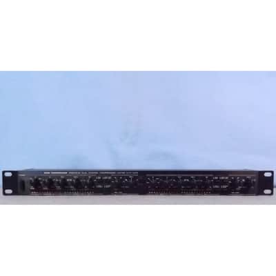 Alesis 3630 Dual-Channel Compressor / Limiter with Gate image 1
