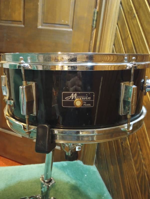 Maxwin by Pearl 14"(diameter)x5.5"(depth) Snare Drum  Black Wrap Over Wood 1970's/80's - Black Wrap image 1