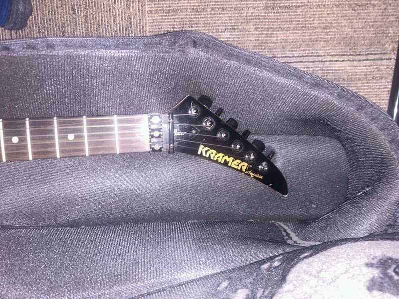 Kramer Pacer Deluxe image 1