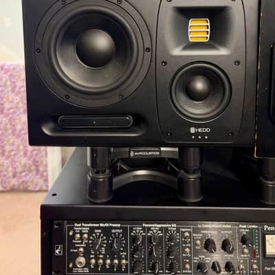 HEDD Type 20 mkii pair w matching HEDD Sub 8.   Ask about cables. image 2