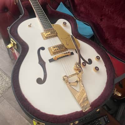 Gretsch G6136TG Players Edition Falcon Hollow Body with Bigsby 2021 - Present - White image 1