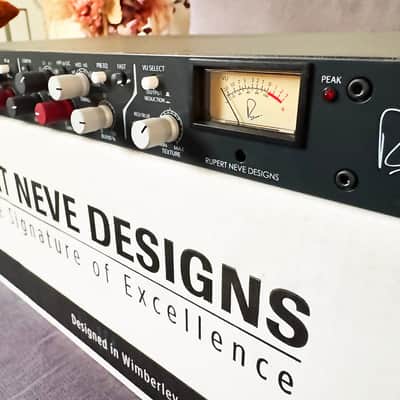 Rupert Neve Designs Shelford Channel 2017 - Present - Shelford Blue image 3