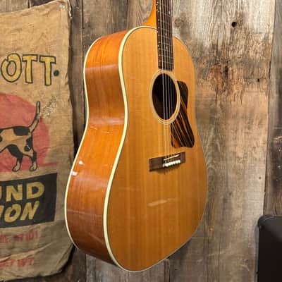 Gibson J-35 2013 - Antique Natural image 3