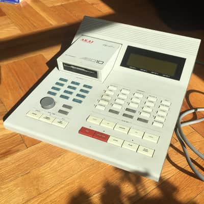 Akai ASQ-10 Sequencer image 2