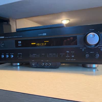 Yamaha RX-V420 200 Watt Natural Sound AV Receiver Fully Functional Remote Bundle image 3