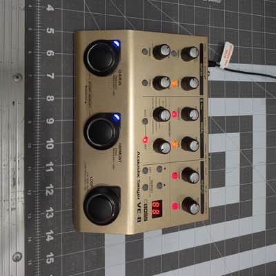 Boss VE-8 Acoustic Singer Effects Processor Looping Pedal image 6