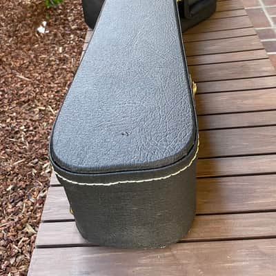 Hardshell Acoustic Guitar Case - Excellent Condition image 5
