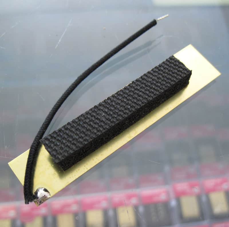 Fender 001-9659-049 American Vintage '62 Jazz Bass Pickup Cavity Shield image 1