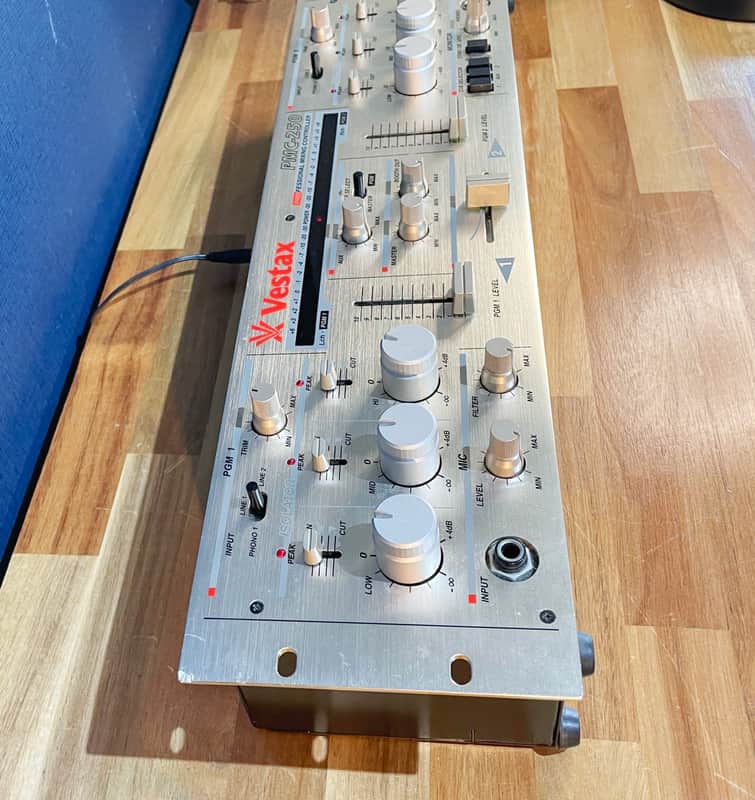 Vestax PMC-250 Vintage Rotary DJ Mixer w/ Isolator - Gold | Reverb