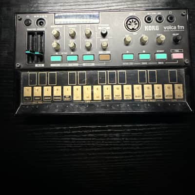 Korg Volca FM Digital FM Synthesizer/Sequencer 2016 - 2022 - Black