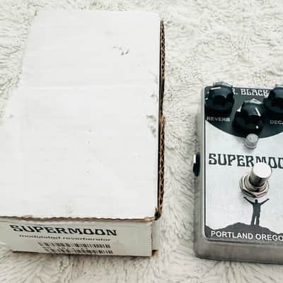 Mr. Black Supermoon Chrome 🌕 image 1