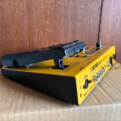 Boss GP-10 Guitar Processor w/ box image 6