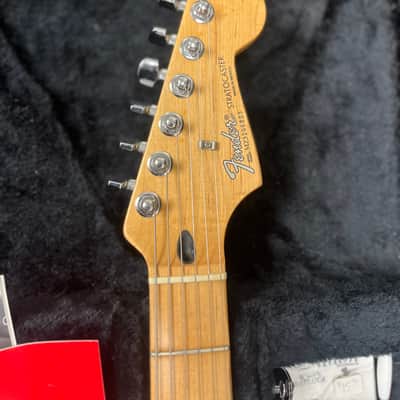 Fender Standard HSS Stratocaster with Maple Fretboard 1999 - 2005 Black image 5