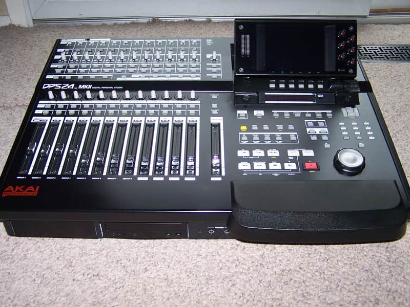 Akai DPS24 MK2 Black 2009 - Black image 1