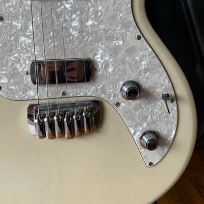 Taylor SB1-X Solidbody Classic with Top-Load Bridge 2007 - 2014 - Trans White image 5