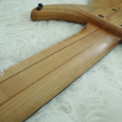 Price drop! Tune WB6 Fretless Natural image 15