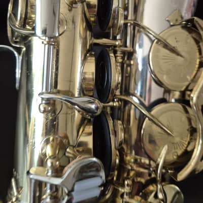 King Super 20 Silver Sonic Alto saxophone 1963 - Original lacquer image 7