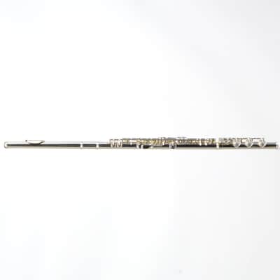 Yamaha Model YFL-462H Intermediate Flute SN K34319 EXCELLENT image 5
