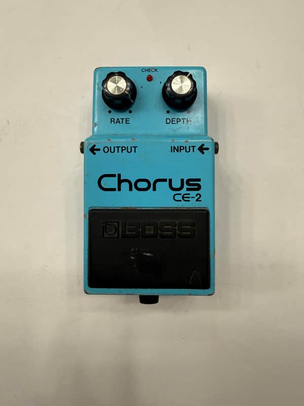 Boss CE-2