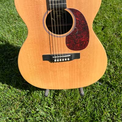 Martin 000X1 - Natural image 2