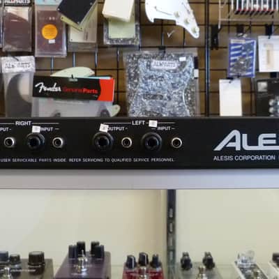 Alesis M-EQ 230 Dual 1/3 Octave Precision Equalizer with power supply. image 4