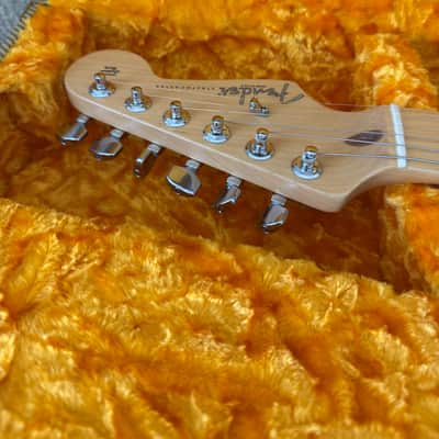 2004 Fender 50th Anniversary American Series Stratocaster • Sienna Sunburst Ash • MINT Case Queen • OHSC + Case Candy image 6