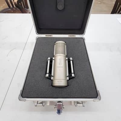 Brauner Phantom C Large Diaphragm Condenser - Original Case & Shock Mount – Early Production image 2