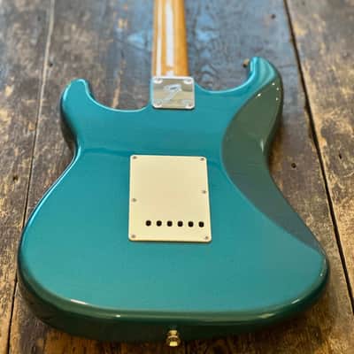 Fender 2023 FSR late 60s Traditional Stratocaster. Ocean Turquoise Metallic. Unplayed Condition. MIJ Japan image 6