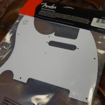 Fender Pickguard Telecaster 8-Hole Mount Aged White Pearl 4-Ply image 2