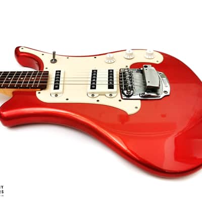 Yamaha SGV 300 electric gutiar from 2000 - Metallic Red (Surf