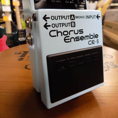 PastFx Chorus Ensemble MN3007 + True Bypass Mod! ( Ce-1 / Ce 1