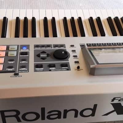 Roland Fantom x8 workstation Synth 88 keys / Synthonia Library image 6