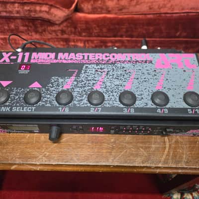 ART SGX t2 rackmount guitar effects processor w X 11 Midi Controller image 6